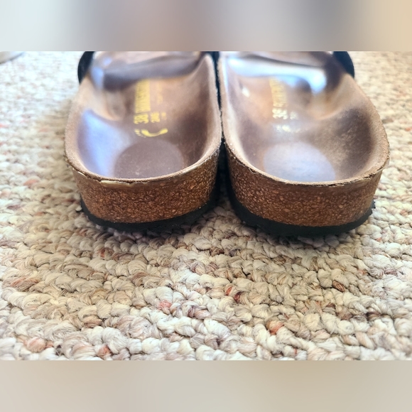 Birkenstock 🖤 - Picture 5 of 7